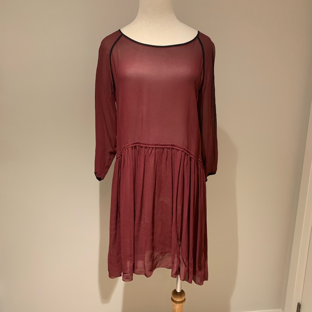 Aritzia Wilfred 100% silk dress in burgundy. S.